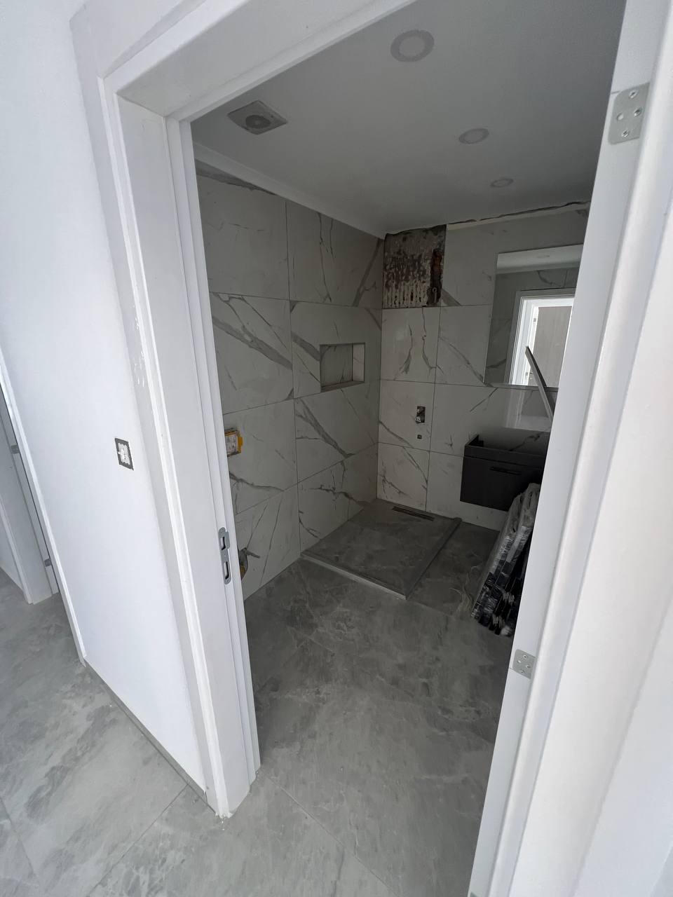 3-bedroom apartment with a front garden in Yenibogazici  - thumbnail 10
